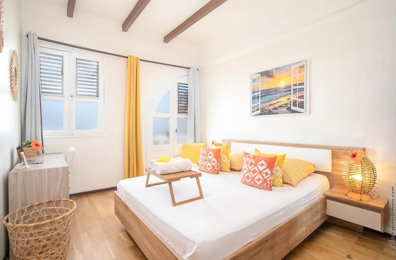 Foyal Suites Fort-de-France 0*,  Martinique
