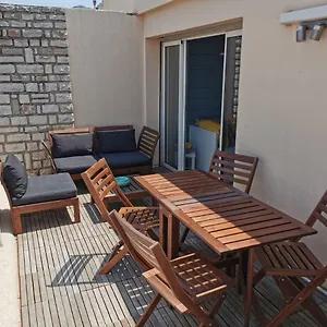 Entre Terre Et Plein Centre Terrasse , Cassis Frankreich